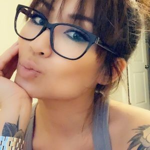 Meet your Posher, Pathana